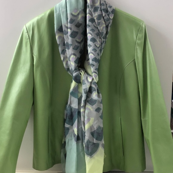 Jacket - Picture 3 of 5